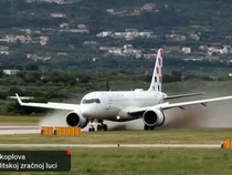 Menegangkan, Croatia Airlines Tergelincir Saat Akan Lepas Landas