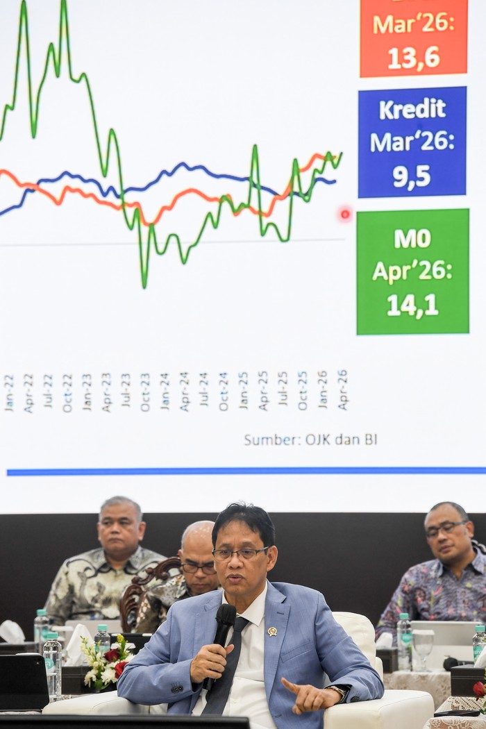 Menteri Keuangan Purbaya Yudhi Sadewa memberikan keterangan saat konferensi pers APBN KiTa edisi Mei 2026 di Jakarta, Selasa (19/5/2026. Kementerian Keuangan melaporkan defisit Anggaran Pendapatan dan Belanja Negara (APBN) mengalami penurunan menjadi 0,64 persen terhadap produk domestik bruto (PDB) atau senilai Rp164,4 triliun pada 30 April 2026. ANTARA FOTO/M Risyal Hidayat/tom.