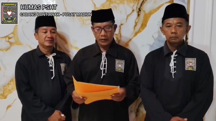 Sikap PSHT Pontianak Pusat Madiun.