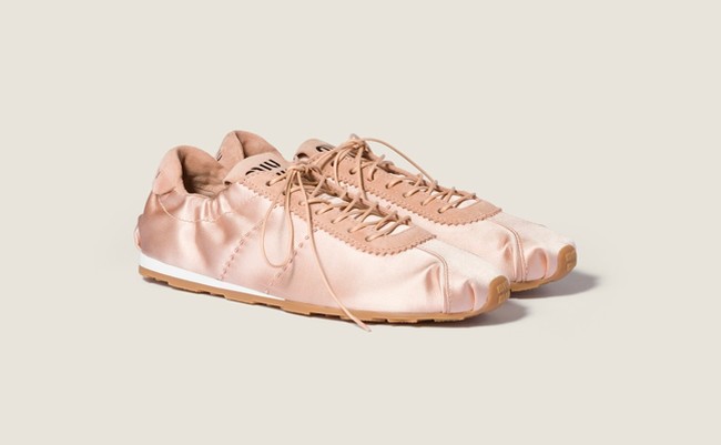 sneakers desainer