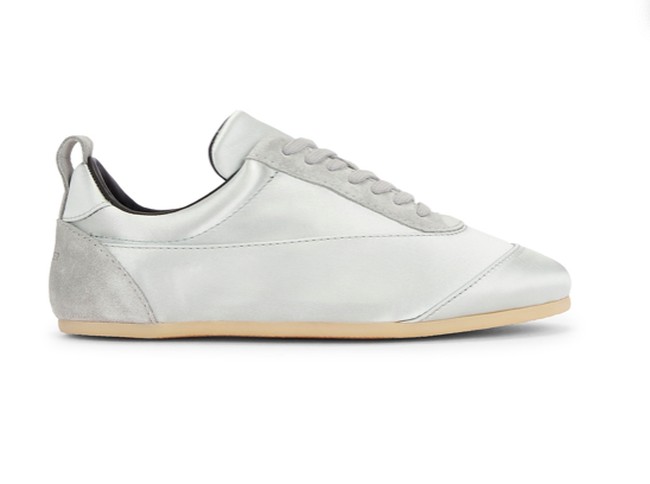 sneakers desainer