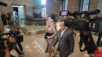 Dasco Sambangi BEI Bareng Rosan di Tengah IHSG Tertekan