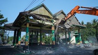 TPR Parangtrits Dibongkar Setelah 40 Tahun Berdiri