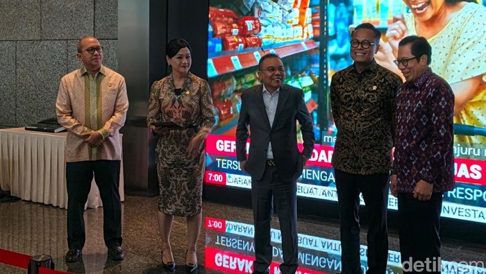  ke kantor Bursa Efek Indonesia (BEI), Jakarta Selatan, Selasa (19/5/2026).