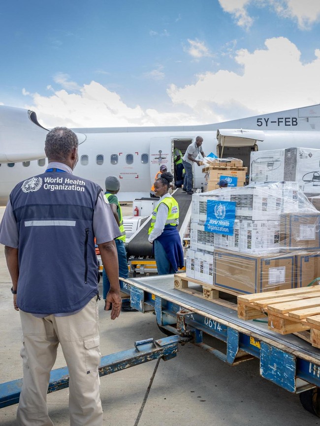 WHO Kirim 4,7 Ton Bantuan Medis untuk Wabah Ebola di Kongo