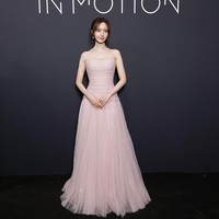 Di hari yang sama, Yoona menghadiri Kering Women In Motion Awards. Acara penghargaan yang diadakan di tengah Cannes Film Festival untuk menghormati tokoh perempuan yang berdampak signifikan dalam dunia perfilman. Foto: Getty Images