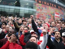 Malah Menangis saat Arsenal Akhirnya Juara? Ini Fakta Air Mata Bahagia