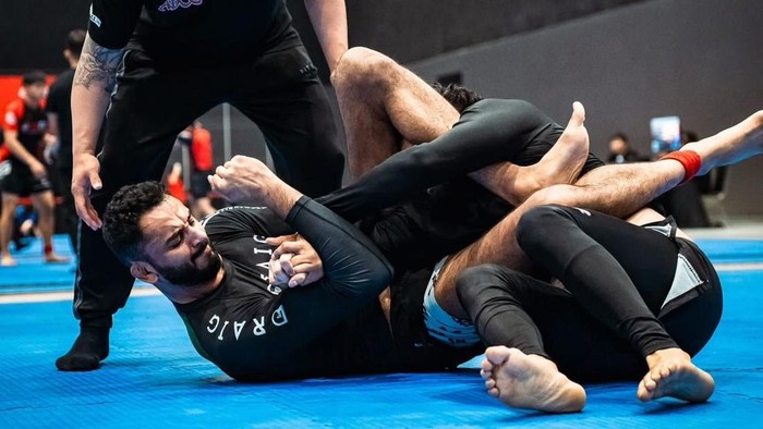 Indonesia resmi dipercaya menjadi tuan rumah kejuaraan grappling internasional bergengsi pada 2026. Ajang bertajuk ADCC Indonesia Open Jakarta 2026 itu akan digelar di Gedung Serbaguna GBK Senayan, Jakarta, pada 27 September 2026.