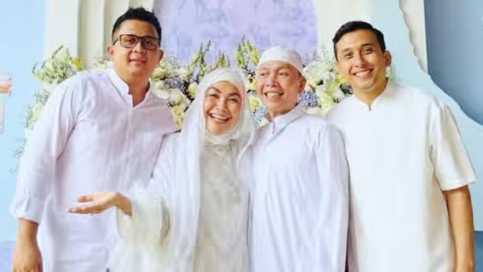ayu ting ting kedekatan pacar dengan keluarga Ayu Ting Ting
