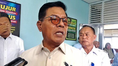 Bupati Lombok Timur Haerul Warisin diwawancarai seusai rapat laporan pertanggungjawaban PD Agro Selaparang, Rabu (20/5/2026).