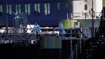 Detik-detik Jenazah Korban Hantavirus Diturunkan dari MV Hondius di Rotterdam