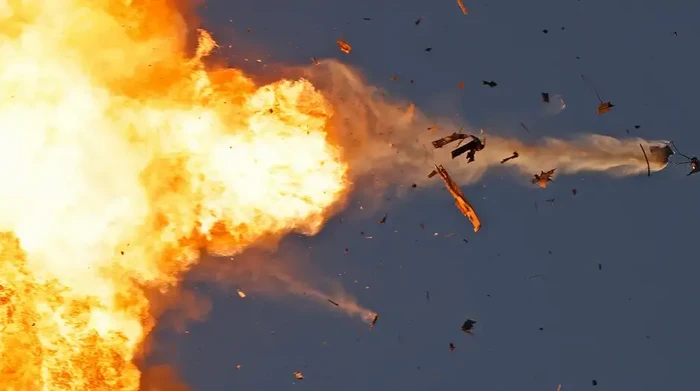Penghancuran drone milik Hizbullah oleh militer Israel (Foto: Jalaa Marey/AFP/Getty Images)