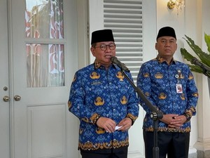 Pramono Larang Pedagang Hewan Kurban Jualan di Trotoar, Bakal Beri Peringatan