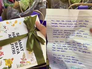 Haru! Guru Ini Dapat Hadiah Makanan dari Muridnya yang Tinggal di Panti