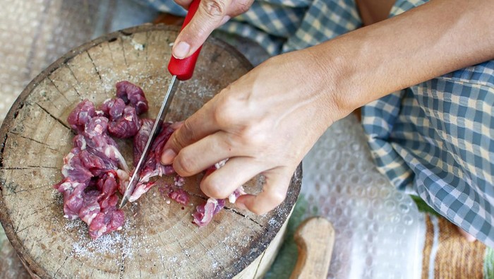 Tata Cara Pembagian Daging Kurban Sesuai Sunnah