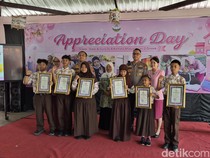 Keren! 23 Siswa SLB Kumala Bhayangkari Gresik Borong Prestasi