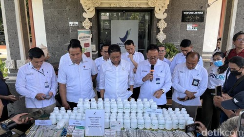 Konferensi pers temuan obat-obat tertentu oleh BPOM Denpasar, Rabu (20/5/2026).