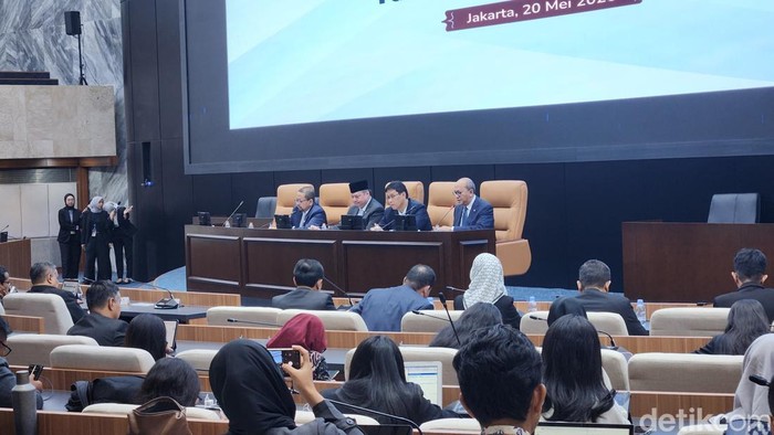 Konpers Pemerintah Setelah Paripurna DPR Pidato Presiden soal Kerangka RAPBN 2027