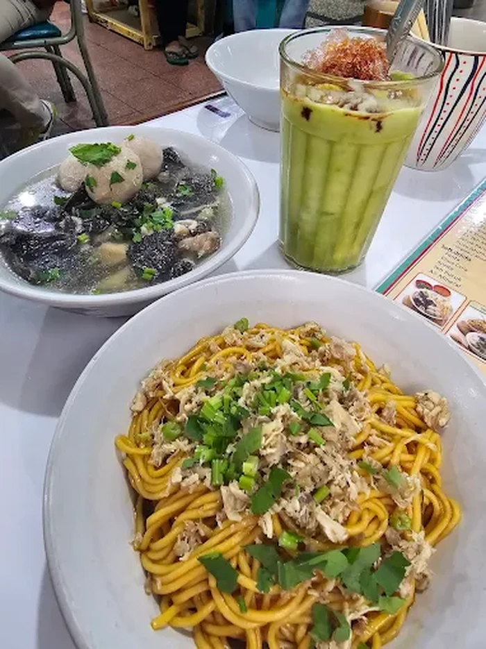 Kuliner legendaris Kuliner legendaris di Bandung