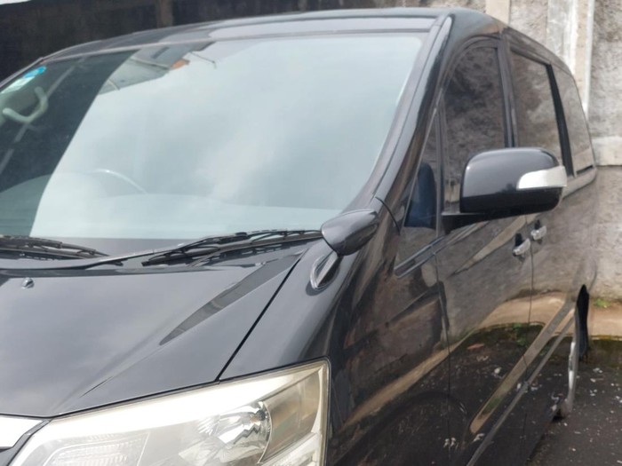 Lelang Toyota Alphard