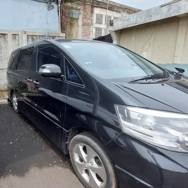 Tampang Alphard yang Dilelang Mulai Rp 90 Jutaan