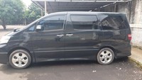 Kalau dari foto terlihat sudah tak mulus lagi dengan kondisi kaca berjamur. Namun kalau terlihat sekilas, untuk mobil yang berusia 18 tahun masih cukup lumayan. Foto: Dok.lelang.go.id