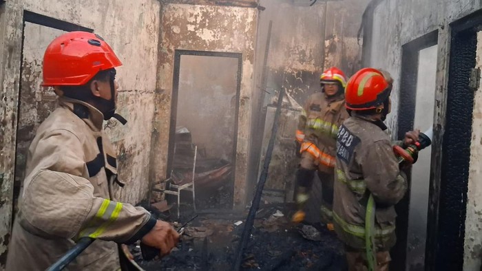 Sebuah rumah warga Krapyak Wetan, Panggungharjo, Sewon, Bantul, hangus terbakar, Rabu (20/5/2026) pagi.
