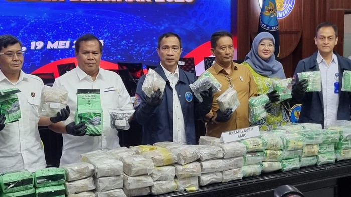 Plt Deputi Pemberantasan BNN Brigjen Roy Hardi Siahaan