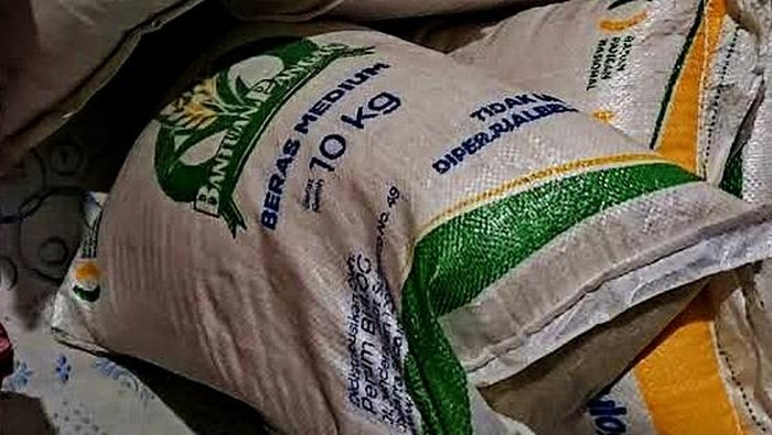 Postingan beras bantuan pangan dijual di ISK.