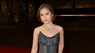 Prilly Latuconsina Kembali Memukau di Festival Film Cannes, Pakai Dress Korset