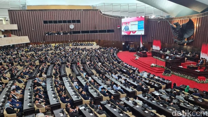 DPR menggelar rapat paripurna ke-19 masa persidangan V tahun sidang 2025-2026 di gedung Nusantara kompleks parlemen, Senayan, Jakarta, Rabu (20/5/2026). Presiden Prabowo Subianto pidato dalam rapat tersebut.