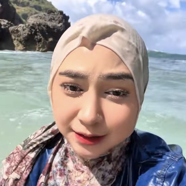 Ria Ricis Bilang Begini soal Tindikan di Hidung Bikin Heboh