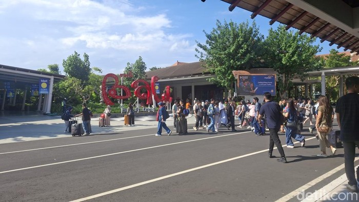 Suasana terminal domestik Bandara Internasiona I Gusti Ngurah Rai, Rabu (20/5/2026).
