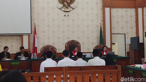 Sidang tuntutan kasus dugaan perdagangan ABK kapal di PN Denpasar, Rabu (20/5/2026). (Wibhi Leksono).