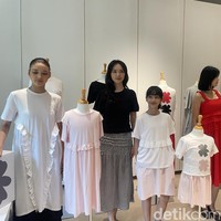 Kolaborasi Cecilie Bahnsen dan Uniqlo, Pertama Kali Rilis Baju Anak Perempuan