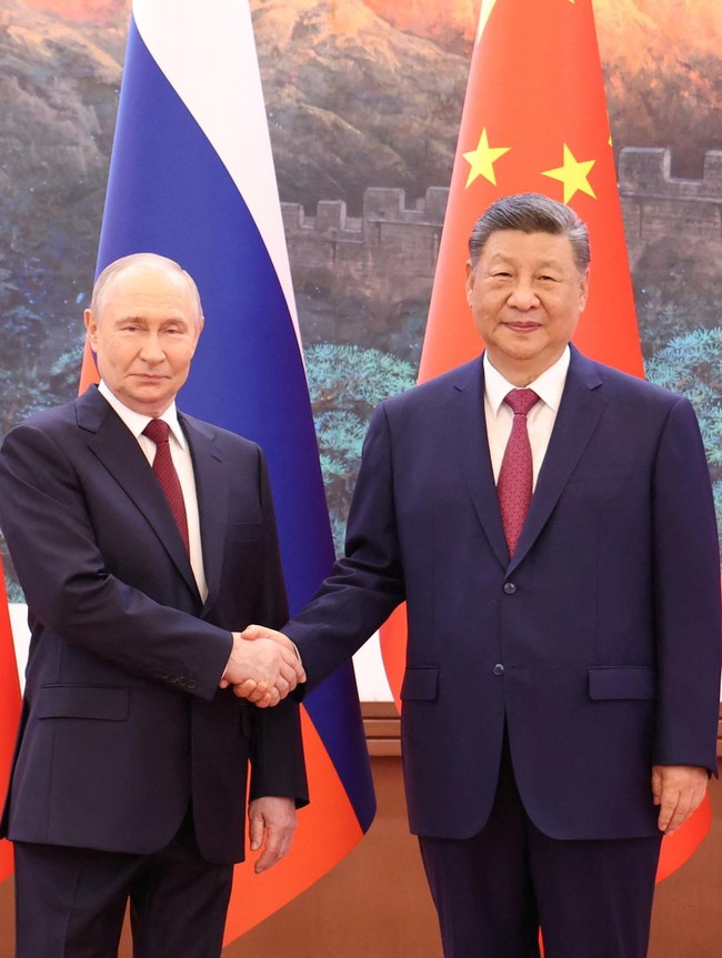 Vladimir Putin Disambut Hangat di Beijing, Bertemu Xi Jinping