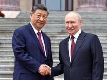 Xi Jinping-Putin Saling Puji Hubungan Kedua Negara