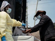 Video: Bos WHO Terbang ke Kongo, Cek Langsung Episentrum Wabah Ebola