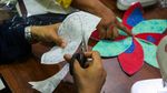 Dari Jarum dan Kain, Warga Jaktim Dilatih Bangun Usaha Mandiri