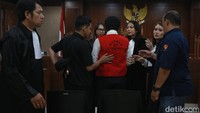 Majelis hakim memvonis Direktur PT Terra Drone Indonesia tersebut dengan hukuman pidana penjara satu tahun empat bulan. 
