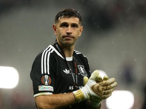 Emi Martinez: 7 Final, 7 Trofi!