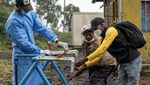 Goma Siaga Ebola, Pemeriksaan Perbatasan Diperketat