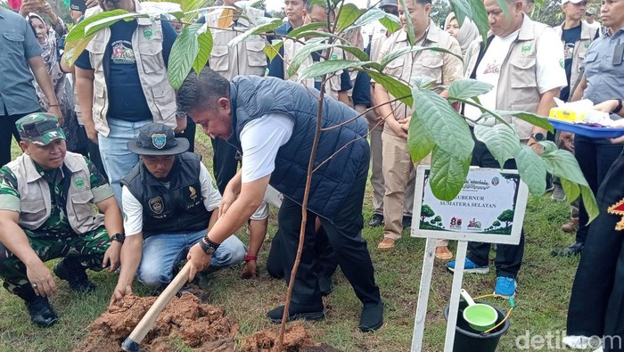 Gubernur Sumsel Herman Deru.