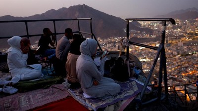 Gunung Al-Noor Jadi Destinasi Spiritual Favorit Jelang Ibadah Haji