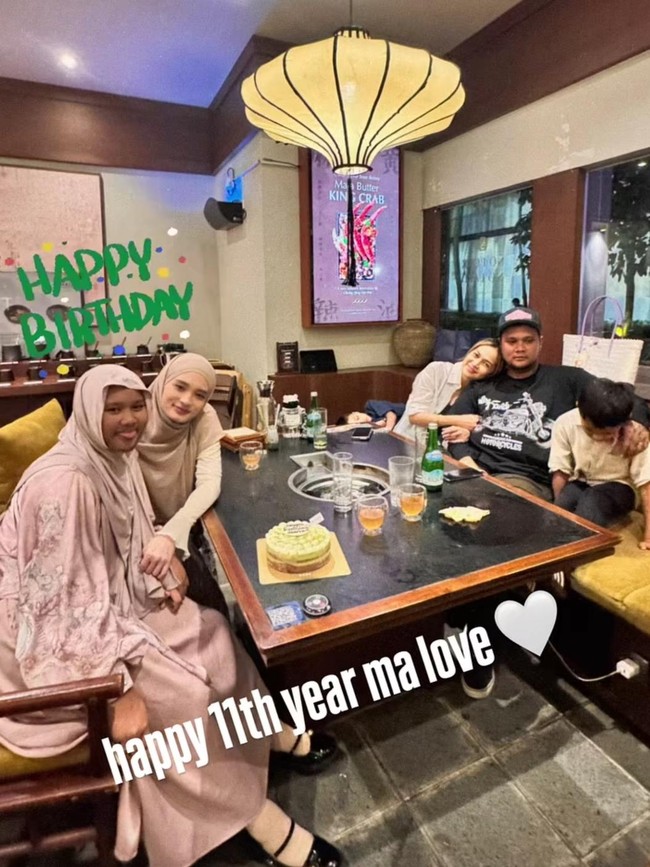 Inara Rusli, Virgoun dan Lindi Makan Bareng Rayakan Ultah Starla