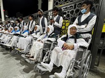 Jamaah Haji Indonesia Kini Bisa Gunakan Jasa Kursi Roda Resmi di Masjidil Haram