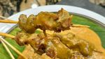 Lamak Bana! Tunjang dan Sate Lidah di Restoran Padang Premium Depok