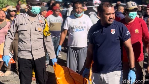 Korban kebakaran ditemukan hangus di lapak sayur yang terbakar di Kelurahan Satar Tacik, Kecamatan Langke Rembong, Manggarai, NTT, Kamis (21/5/2026).