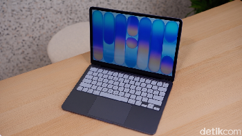 Meski dibanderol lebih terjangkau, MacBook Neo tetap membawa ciri khas Apple: build quality premium, performa kencang berkat chip A18 Pro, layar Liquid Retina tajam, dan baterai tahan lama. Foto: Adi FR/detikINET