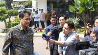 Purbaya Batal Berangkat Ibadah Haji